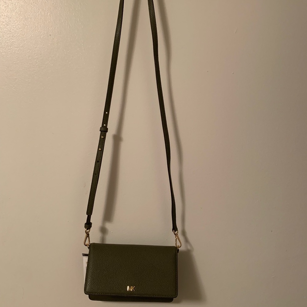 Michael Kors wallet crossbody